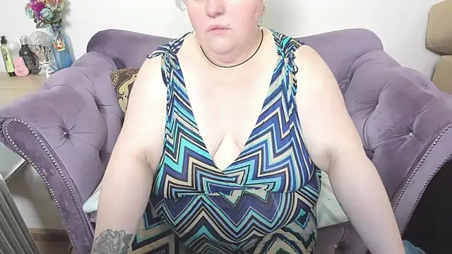 fashiona online show from 02-28-26, 01:00