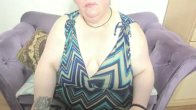 fashiona online show from 11-08-25, 10:41