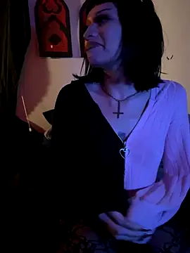 Gothbabbi online show from 09-22-25, 05:02