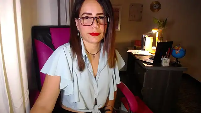 danielle rose 1 online show from 04-10-26, 01:51