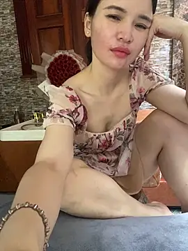 Snapshot of LiLi-Kirix99 chatting on 06-15-26, 02:34 LiLi-Kirix99 online show from 06-15-26, 02:34