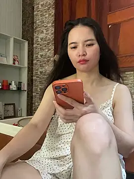 Snapshot of LiLi-Kirix99 chatting on 07-18-26, 06:55 LiLi-Kirix99 online show from 07-18-26, 06:55