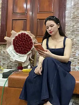 LiLi-Kirix99 online show from 05-19-26, 02:02