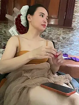 Snapshot of LiLi-Kirix99 chatting on 07-08-26, 07:31 LiLi-Kirix99 online show from 07-08-26, 07:31