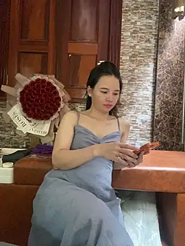 Snapshot of LiLi-Kirix99 chatting on 07-04-26, 07:26 LiLi-Kirix99 online show from 07-04-26, 07:26
