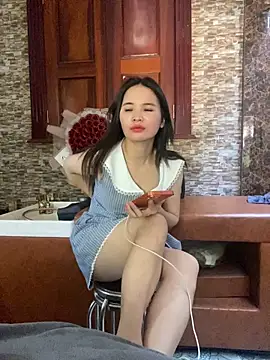 LiLi-Kirix99 online show from 06-04-26, 04:17
