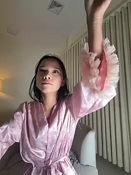 Snapshot of marce_algara chatting on 02-27-26, 11:04 marce algara online show from 02-27-26, 11:04