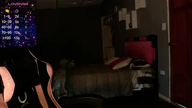 Snapshot of alexa_kei chatting on 02-13-26, 06:52 alexa kei online show from 02-13-26, 06:52