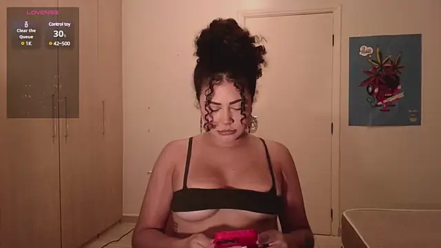 Snapshot of ann4montez_ chatting on 01-14-25, 03:22 ann4montez  online show from 01-14-25, 03:22