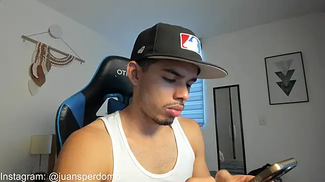 mateoleonee online show from 09-08-25, 07:24