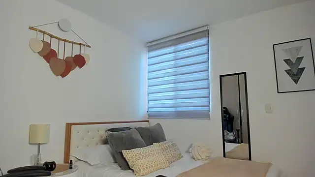 mateoleonee online show from 09-22-25, 06:47