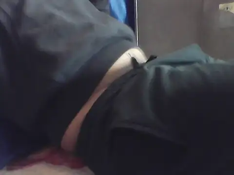 Snapshot of hot_to_handel chatting on 12-23-25, 05:07 hot to handel online show from 12-23-25, 05:07