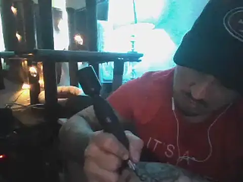 Snapshot of Antoniothedon chatting on 03-21-25, 10:17 Antoniothedon online show from 03-21-25, 10:17