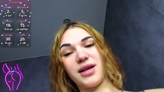 Hellen Moore online show from 12-17-25, 12:37