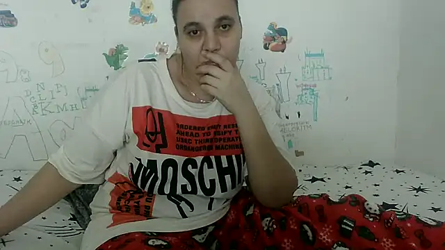 Snapshot of VixenBya chatting on 02-08-25, 11:55 VixenBya online show from 02-08-25, 11:55