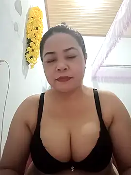 Sexy-bigtits2024 online show from 01-03-25, 11:44