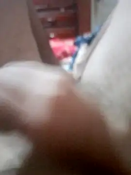 Snapshot of yahirgyui chatting on 11-02-25, 06:29 yahirgyui online show from 11-02-25, 06:29