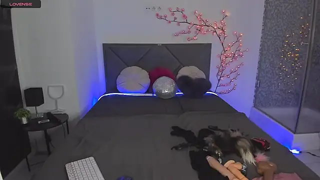 CassieEvans online show from 05-12-26, 05:37