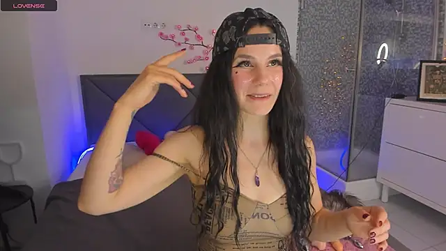 CassieEvans online show from 05-23-26, 05:39