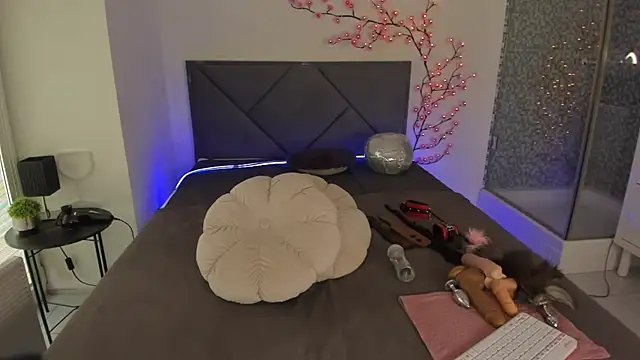 Snapshot of CassieEvans chatting on 03-16-26, 06:39 CassieEvans online show from 03-16-26, 06:39