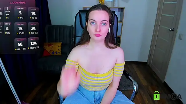 Snapshot of Astarte_Aste chatting on 10-26-25, 10:48 Astarte Aste online show from 10-26-25, 10:48