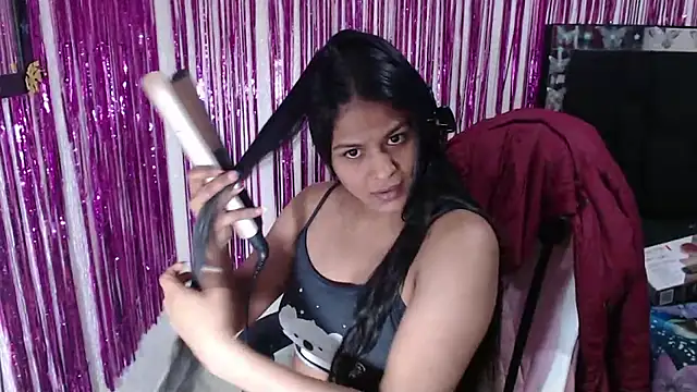 Snapshot of SweetAlmaa chatting on 04-27-26, 10:30 SweetAlmaa online show from 04-27-26, 10:30