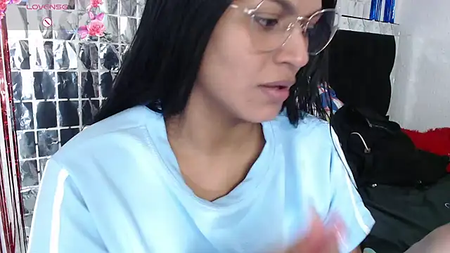 Snapshot of SweetAlmaa chatting on 10-03-25, 11:39 SweetAlmaa online show from 10-03-25, 11:39