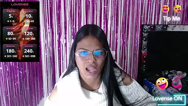 SweetAlmaa online show from 04-07-26, 01:18