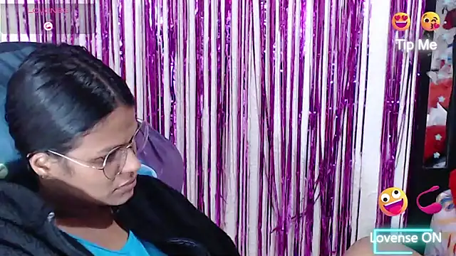 SweetAlmaa online show from 03-05-26, 10:12