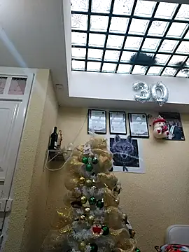 SweetAlmaa online show from 11-24-25, 05:57