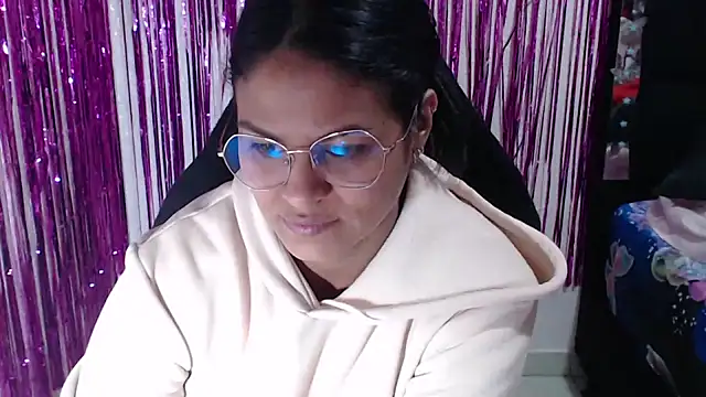 Snapshot of SweetAlmaa chatting on 04-21-26, 09:38 SweetAlmaa online show from 04-21-26, 09:38