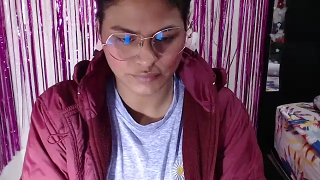 Snapshot of SweetAlmaa chatting on 05-11-26, 09:54 SweetAlmaa online show from 05-11-26, 09:54