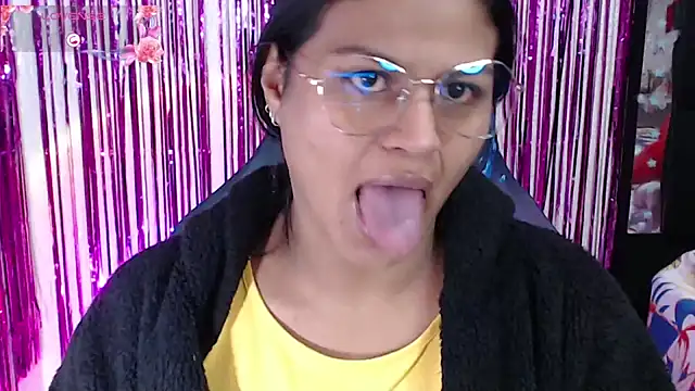 SweetAlmaa online show from 02-06-26, 10:33