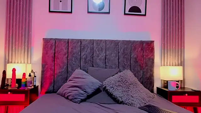 Ema Stone65 online show from 10-08-25, 07:58