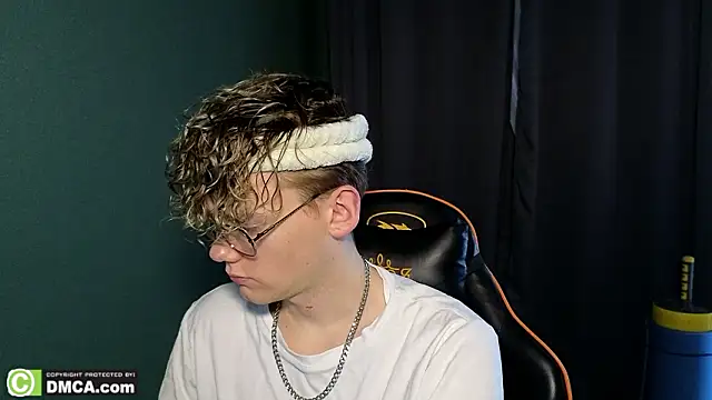 Snapshot of Keytaro chatting on 02-28-26, 06:13 Keytaro online show from 02-28-26, 06:13