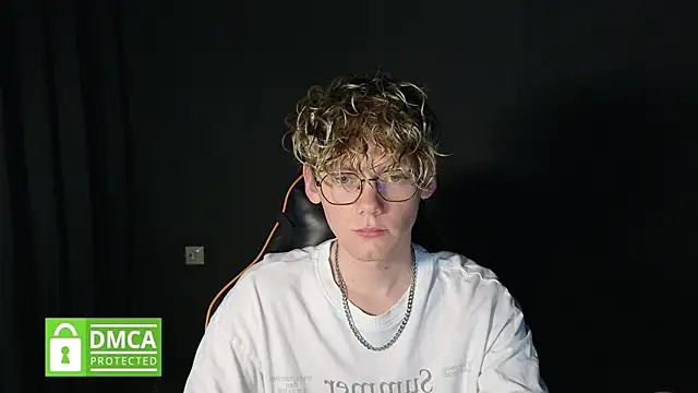 Keytaro online show from 04-28-26, 02:49
