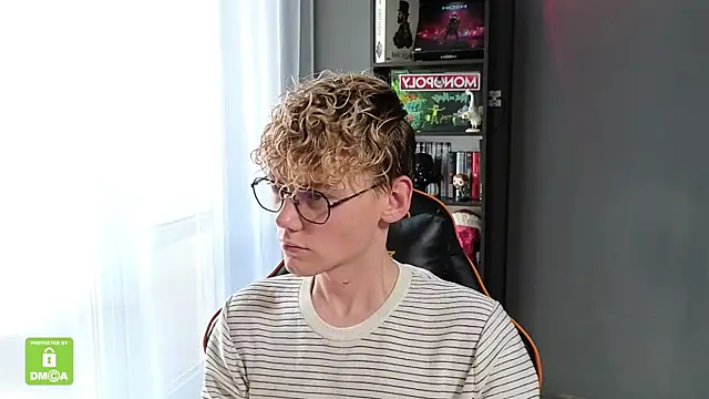 Keytaro online show from 10-07-25, 12:39