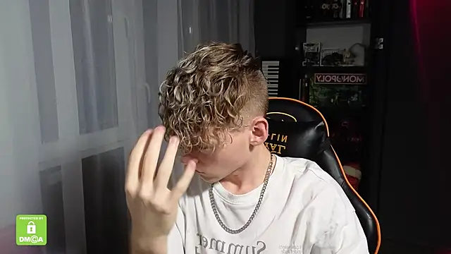 Keytaro online show from 11-05-25, 10:24