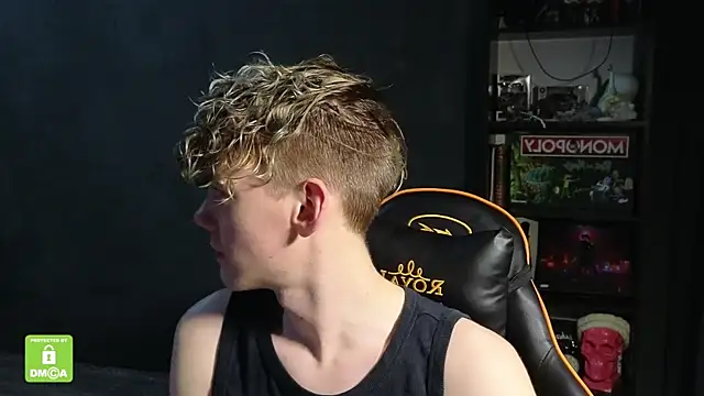 Keytaro online show from 11-26-25, 05:46