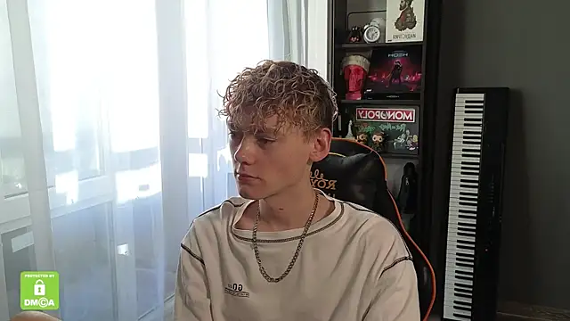 Keytaro online show from 09-15-25, 02:50