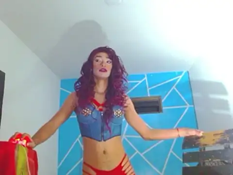 Snapshot of aranza_ts chatting on 02-12-26, 06:13 aranza ts online show from 02-12-26, 06:13