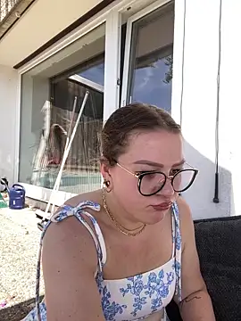 Snapshot of Fancy-Francy chatting on 05-28-26, 12:44 Fancy-Francy online show from 05-28-26, 12:44
