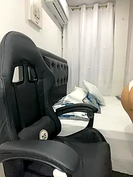 Snapshot of Belissa_miller chatting on 10-01-25, 07:51 Belissa miller online show from 10-01-25, 07:51