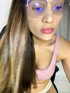 Snapshot of Belissa_miller chatting on 09-14-25, 05:57 Belissa miller online show from 09-14-25, 05:57