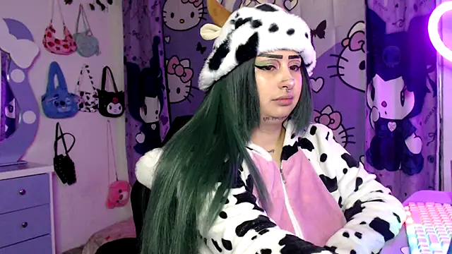 lussyevans24 online show from 10-28-25, 06:12