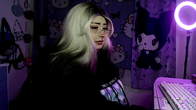 lussyevans24 online show from 03-23-26, 04:12