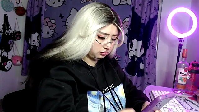lussyevans24 online show from 04-18-26, 02:03