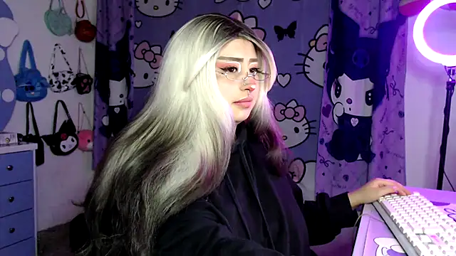 lussyevans24 online show from 02-28-26, 03:39