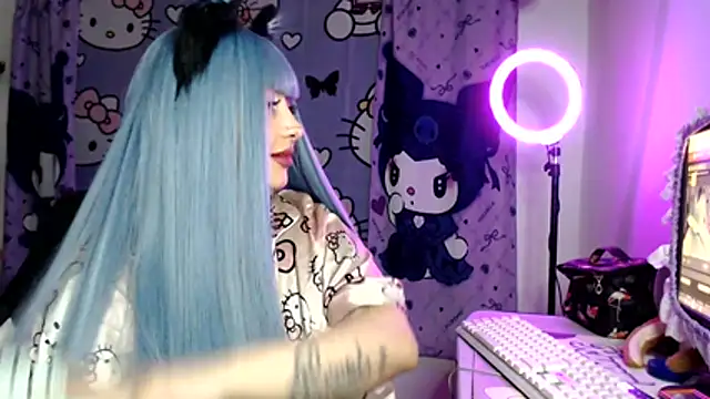 Snapshot of lussyevans24 chatting on 07-14-26, 10:21 lussyevans24 online show from 07-14-26, 10:21