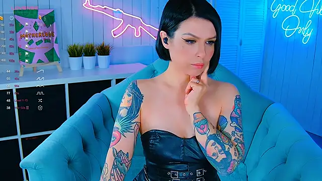 My toys pink online show from 11-26-25, 04:34